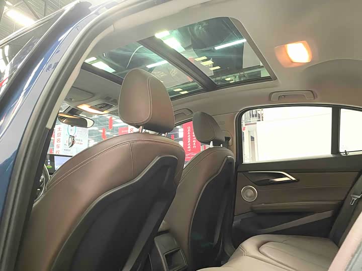 Фото 9 - BMW 1 Series