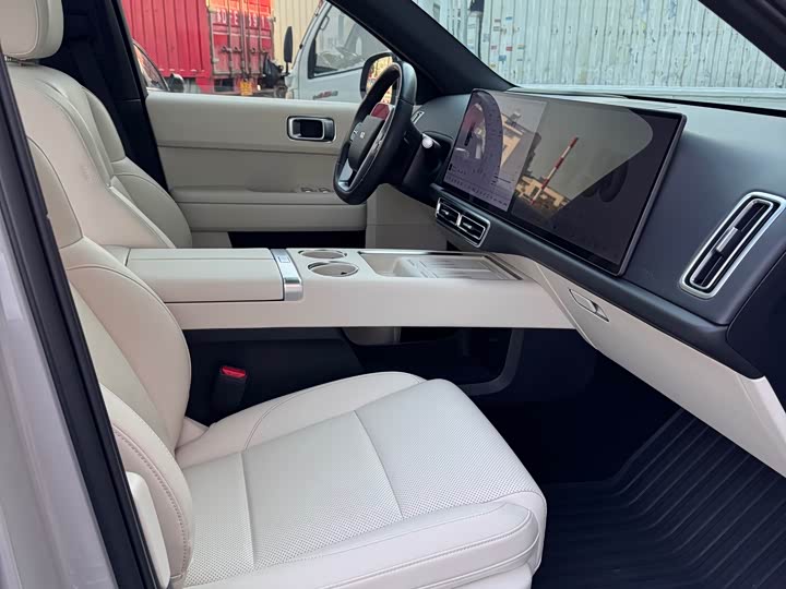 Фото 5 - LiXiang L6