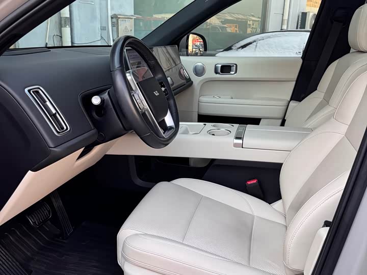 Фото 6 - LiXiang L6