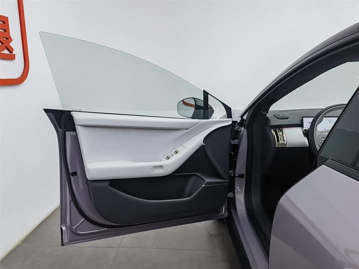 Фото 8 - XPeng F57