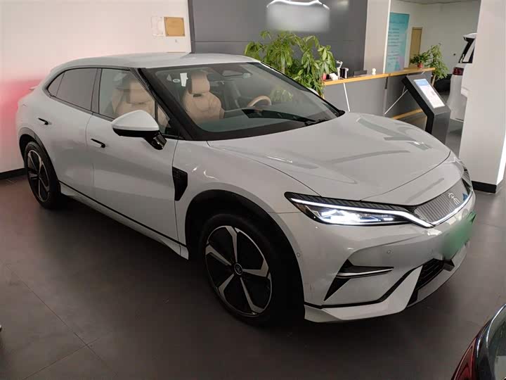 Фото 4 - BYD Song L