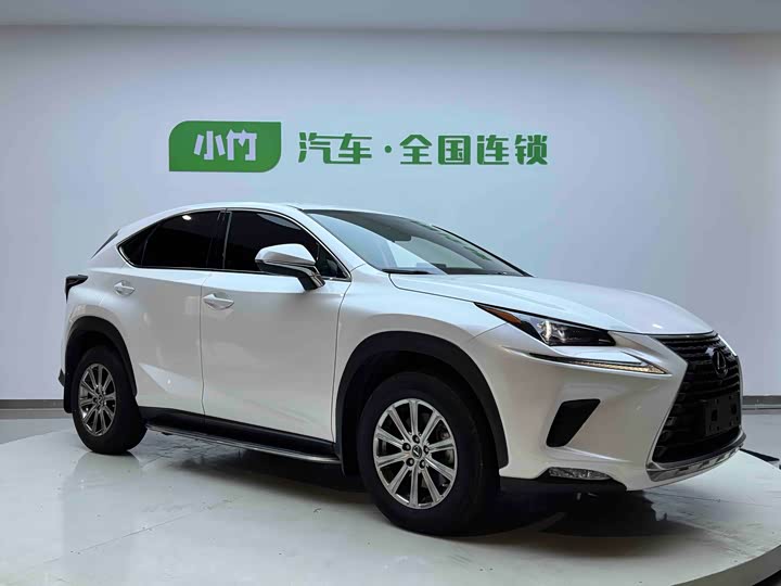 Фото 3 - Lexus NX