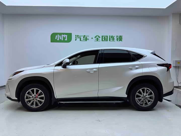 Фото 7 - Lexus NX
