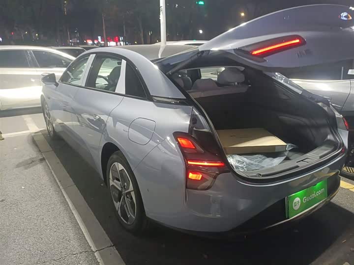 Фото 5 - XPeng Mona M03