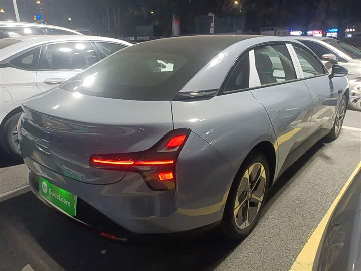 Фото 7 - XPeng Mona M03