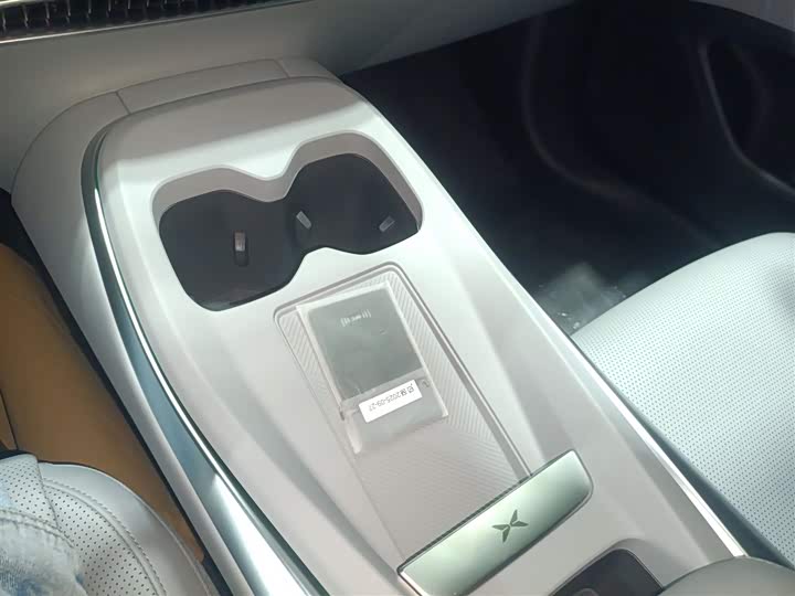 Фото 9 - XPeng Mona M03