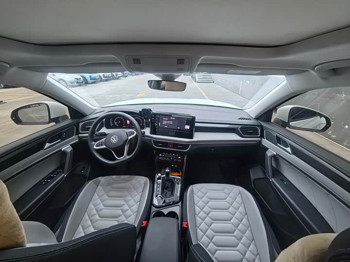 Фото 9 - Volkswagen Tayron