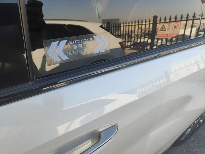 Фото 8 - GAC Trumpchi M8