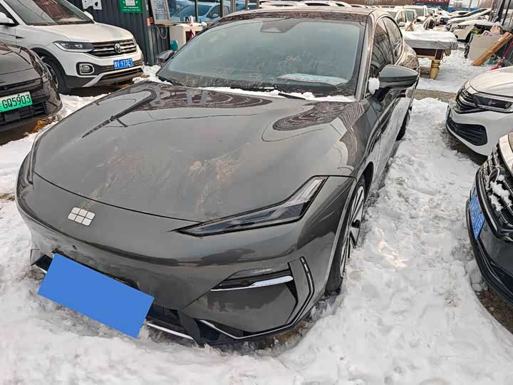 Фото 1 - Geely Galaxy E8