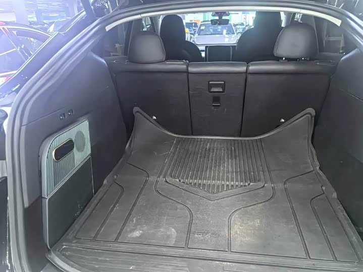 Фото 5 - Tesla Model Y