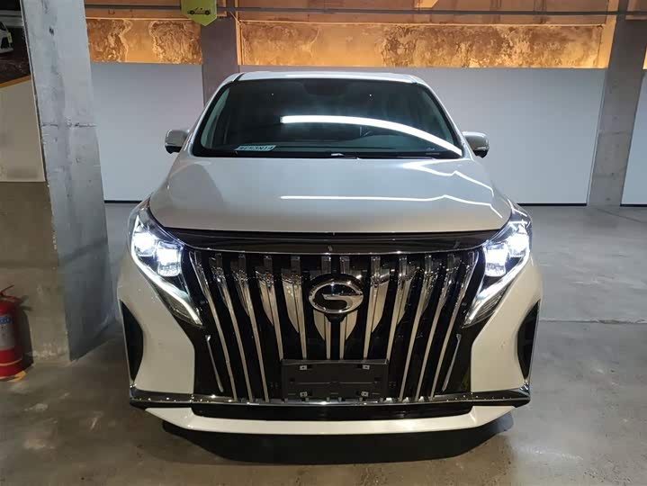 Фото 3 - GAC Trumpchi M8