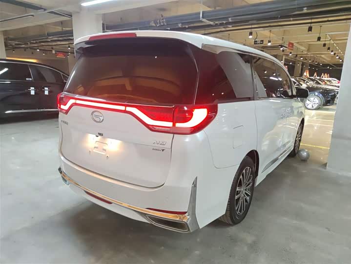 Фото 7 - GAC Trumpchi M8