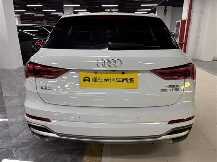 Фото 7 - Audi Q3