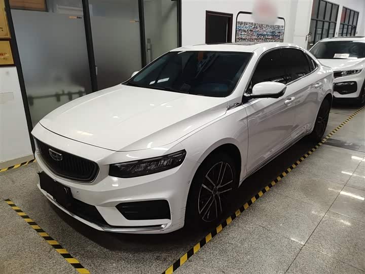 Фото 2 - Geely Preface