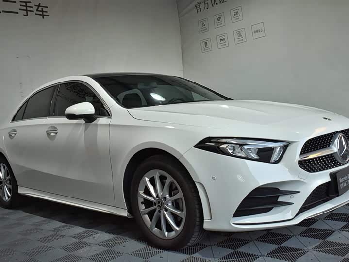 Фото 3 - Mercedes-Benz A-Class