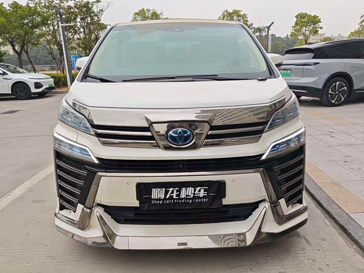 Фото 3 - Toyota Vellfire