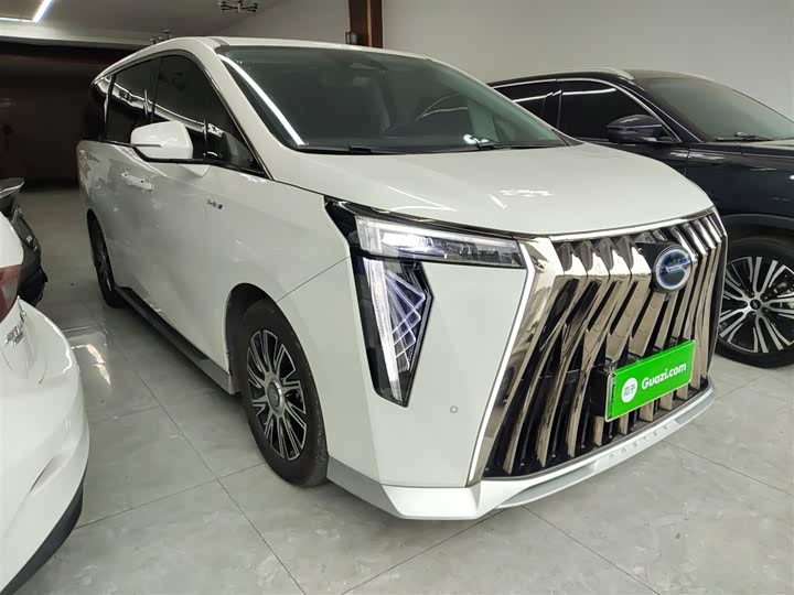 Фото 4 - GAC Trumpchi E9