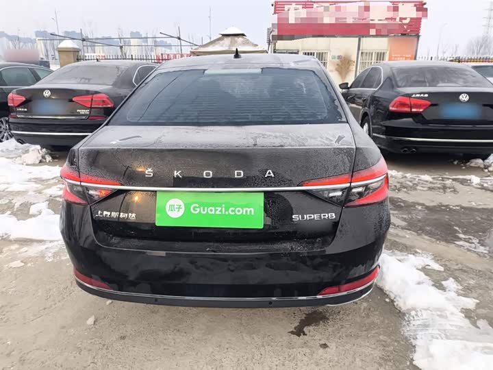 Фото 6 - Skoda Superb