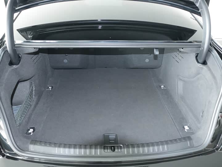 Фото 6 - Audi A6L