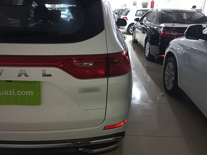 Фото 8 - Haval M6