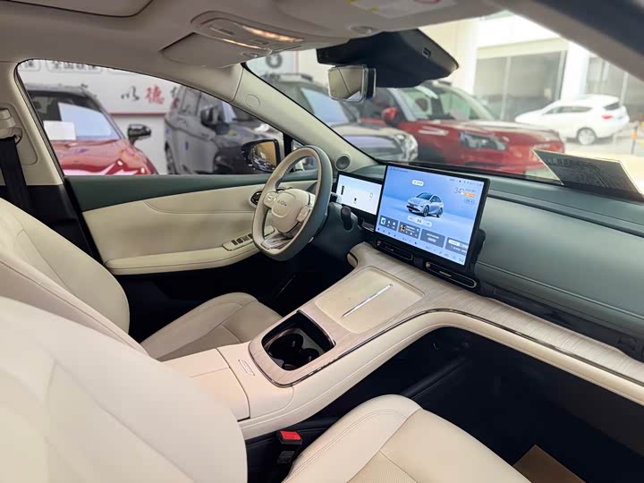 Фото 9 - GAC Aion S Max