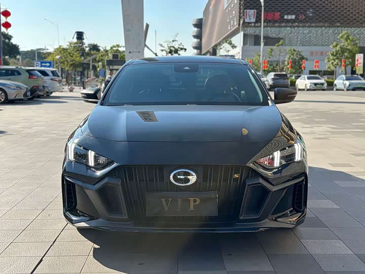 Фото 2 - GAC Trumpchi Empow R