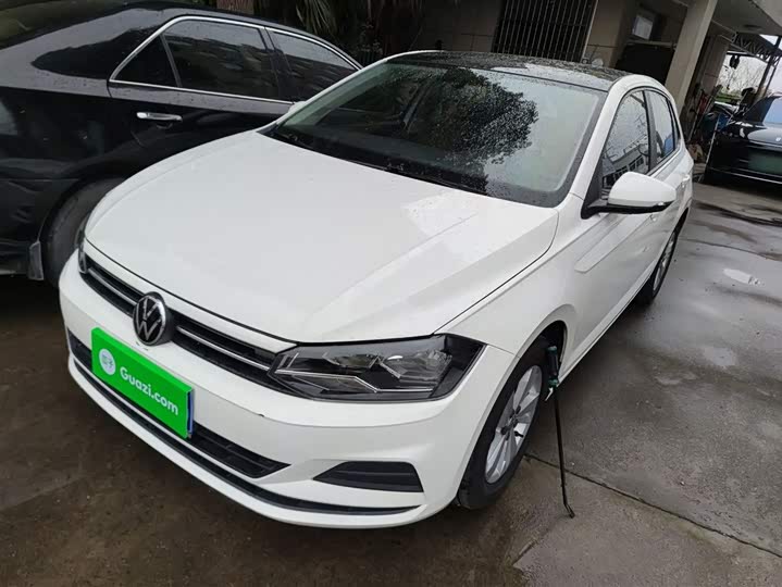 Фото 2 - Volkswagen Polo