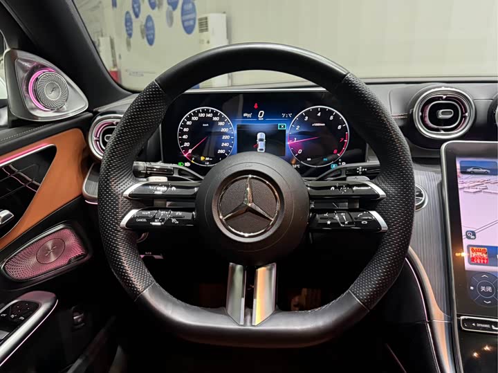 Фото 5 - Mercedes-Benz C-Class