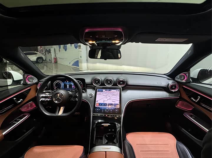 Фото 6 - Mercedes-Benz C-Class