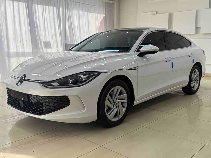 Фото 1 - Volkswagen Lamando L