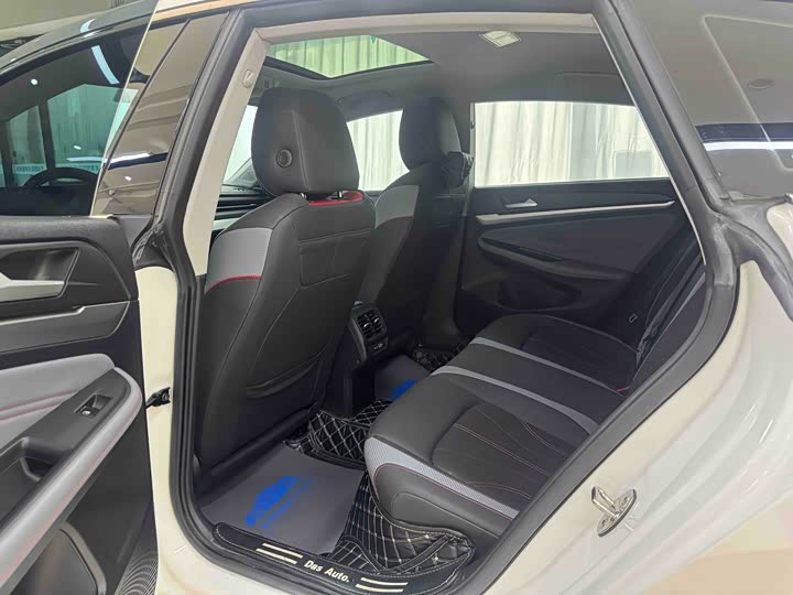 Фото 8 - Volkswagen Lamando L