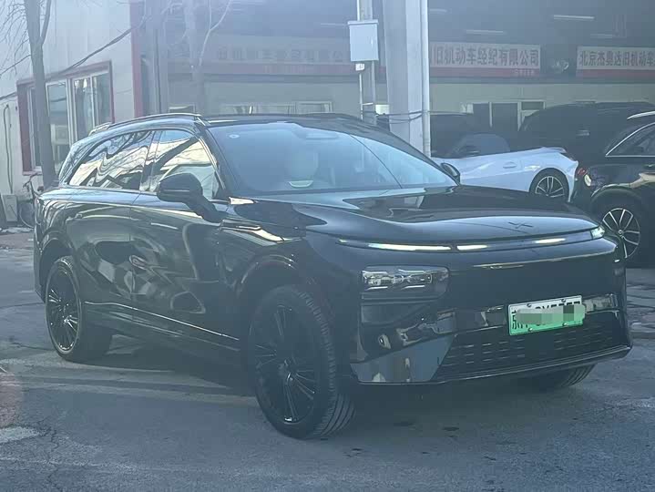 Фото 3 - XPeng G9