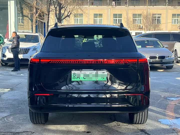 Фото 4 - XPeng G9