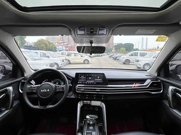 Фото 8 - Kia Sportage GT-line