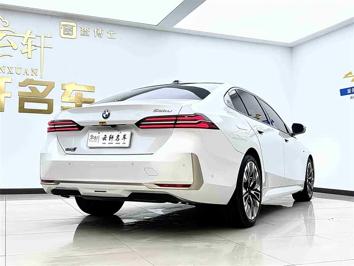 Фото 7 - BMW 5 Series