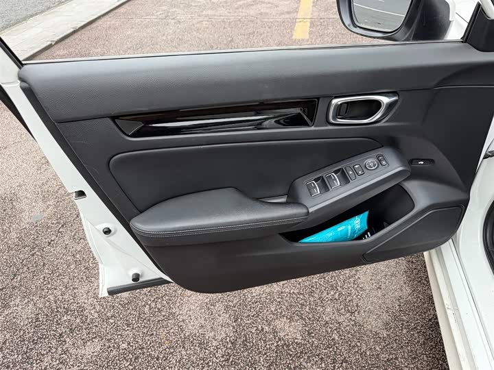 Фото 6 - Honda Civic