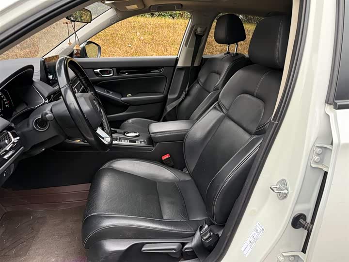 Фото 8 - Honda Civic