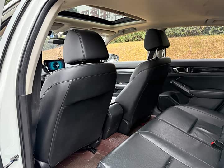 Фото 9 - Honda Civic