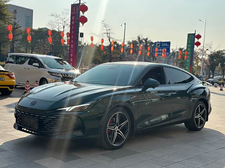 Фото 1 - MG Motor 7