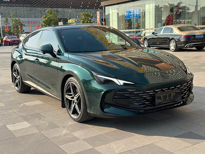 Фото 3 - MG Motor 7