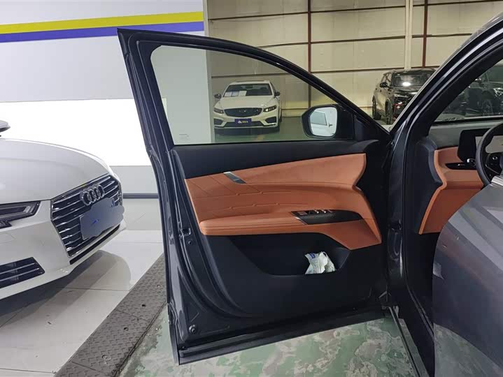 Фото 7 - Changan CS75 Plus