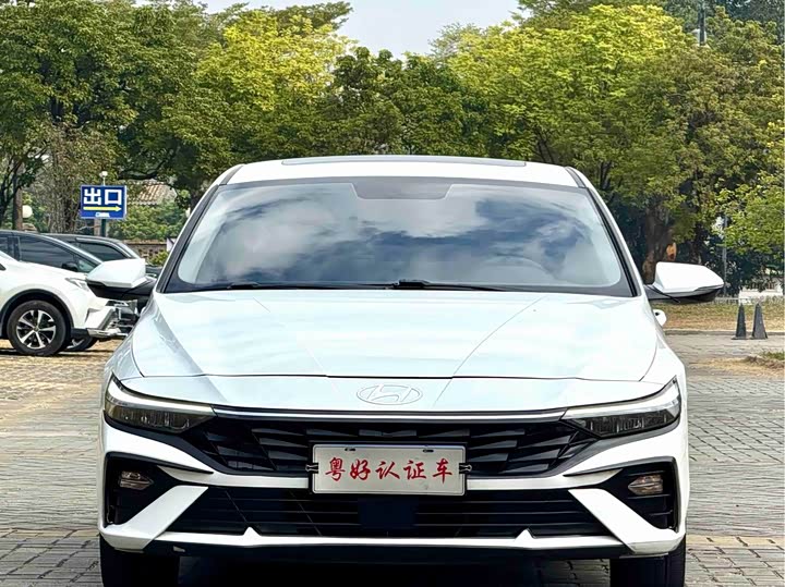 Фото 3 - Hyundai Elantra N line