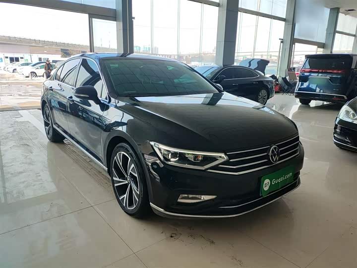 Фото 4 - Volkswagen Magotan