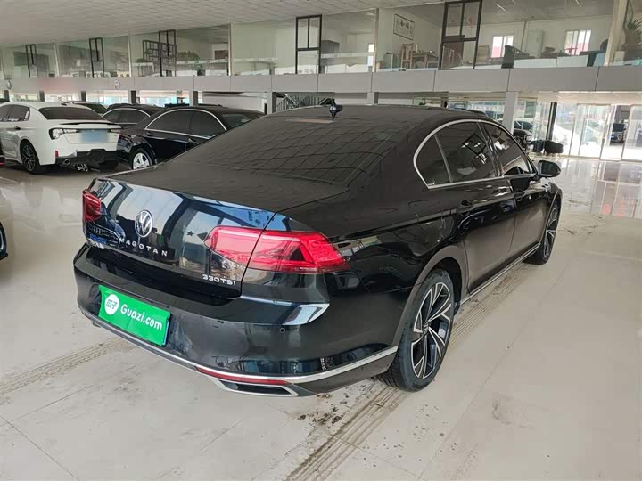 Фото 7 - Volkswagen Magotan