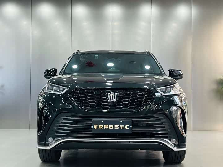 Фото 3 - Toyota Crown Kluger