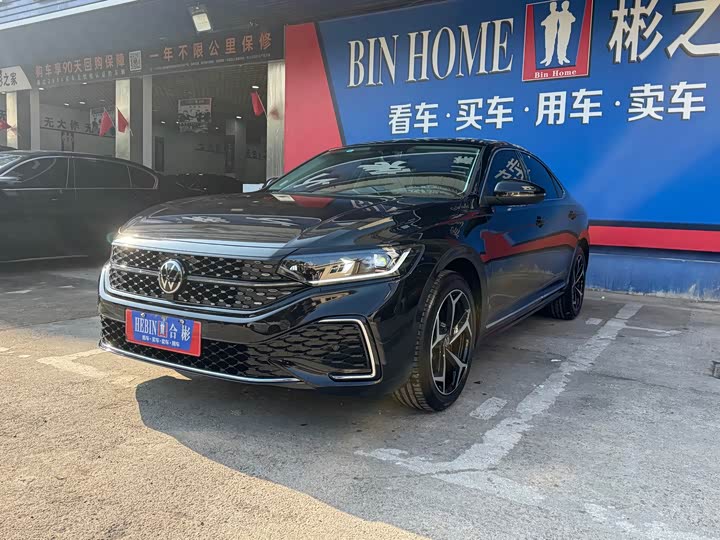 Фото 4 - Volkswagen Passat