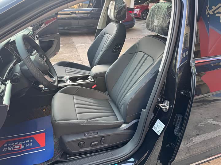 Фото 7 - Volkswagen Passat