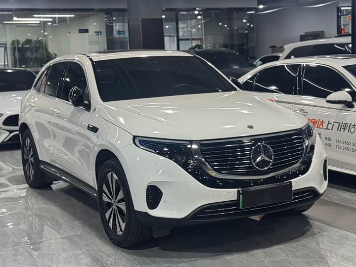 Фото 3 - Mercedes-Benz EQC