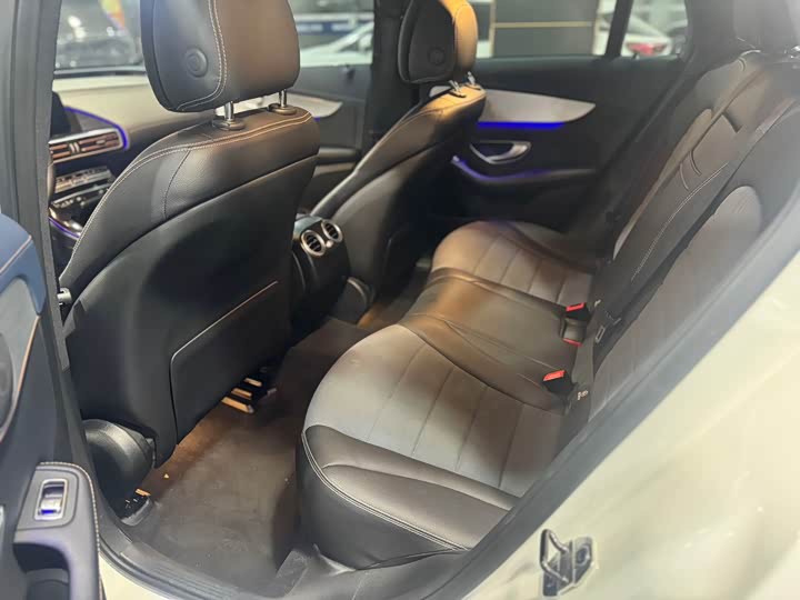 Фото 7 - Mercedes-Benz EQC