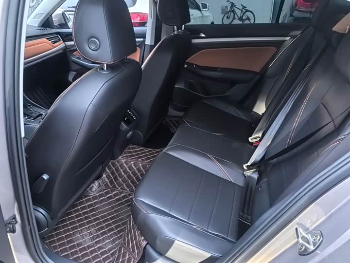 Фото 5 - Volkswagen Bora